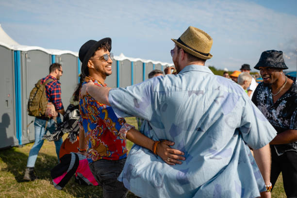 Best Emergency porta potty rental  in Earlham, IA